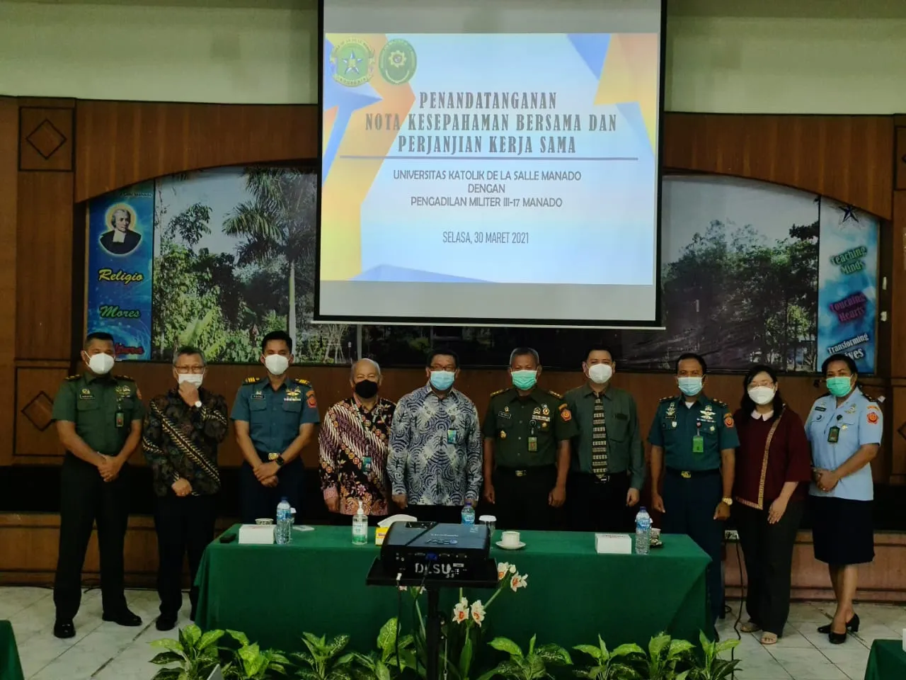 PENGADILAN MILITER III-17 MANADO DAN UNIVERSITAS KHATOLIK DE LA SALLE MANADO TANDATANGANI MOU DAN PERJANJIAN KERJA SAMA (PKS)
